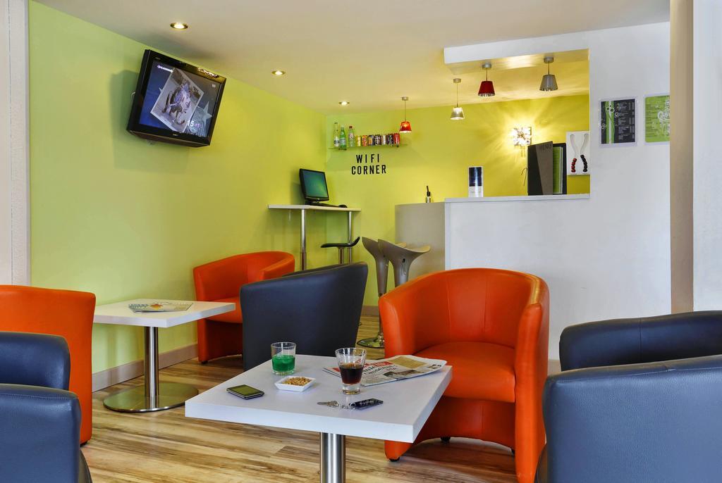Hotel Kyriad Montauban Esterno foto